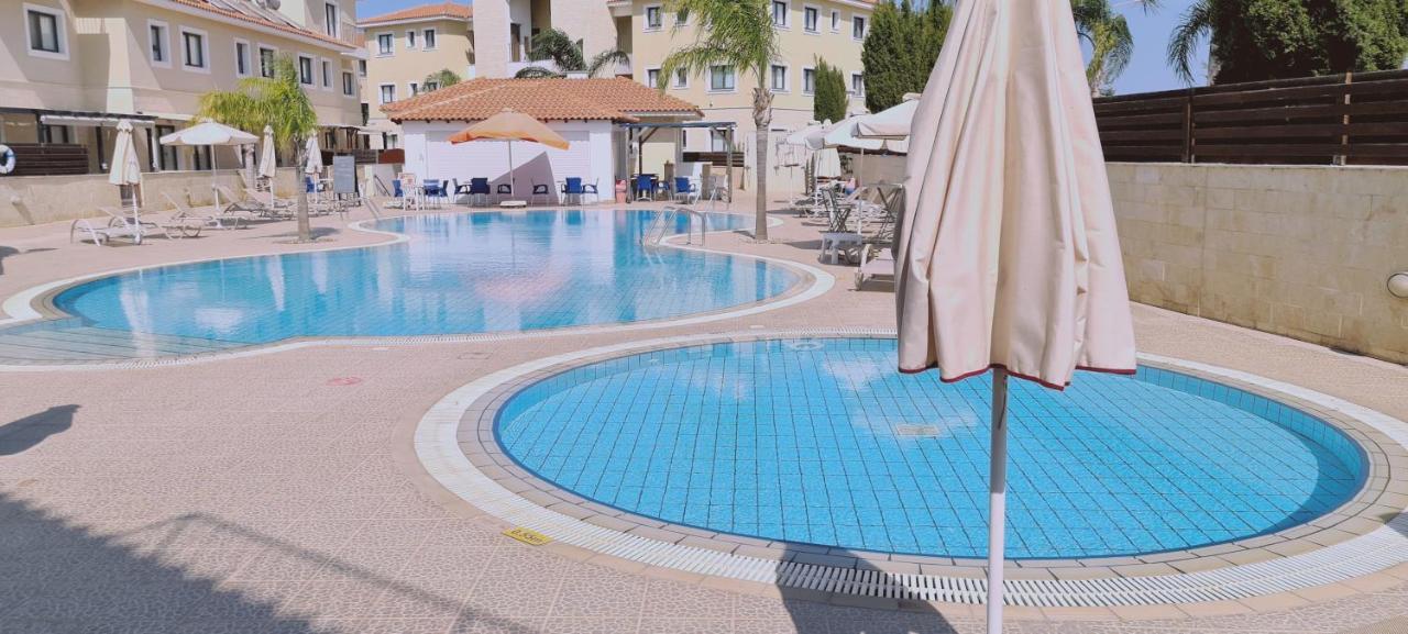 Stay Kyklades Resort & Spa Paralimni Exterior photo